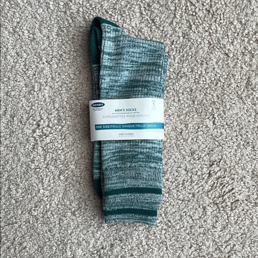 NWT Old Navy Green Casual Crew Socks